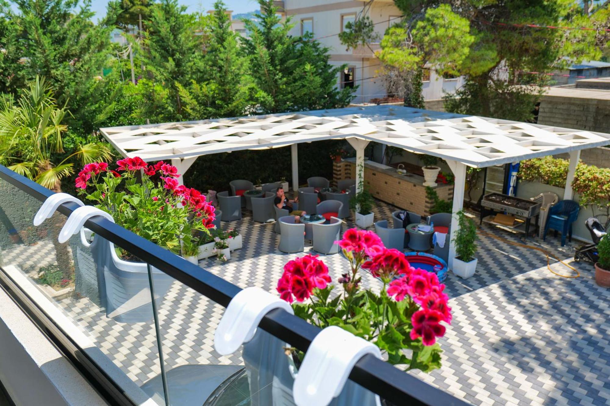 Celaj Apartment *